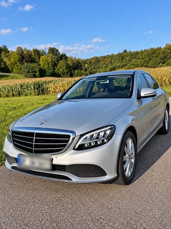 Image of Mercedes-Benz C 200