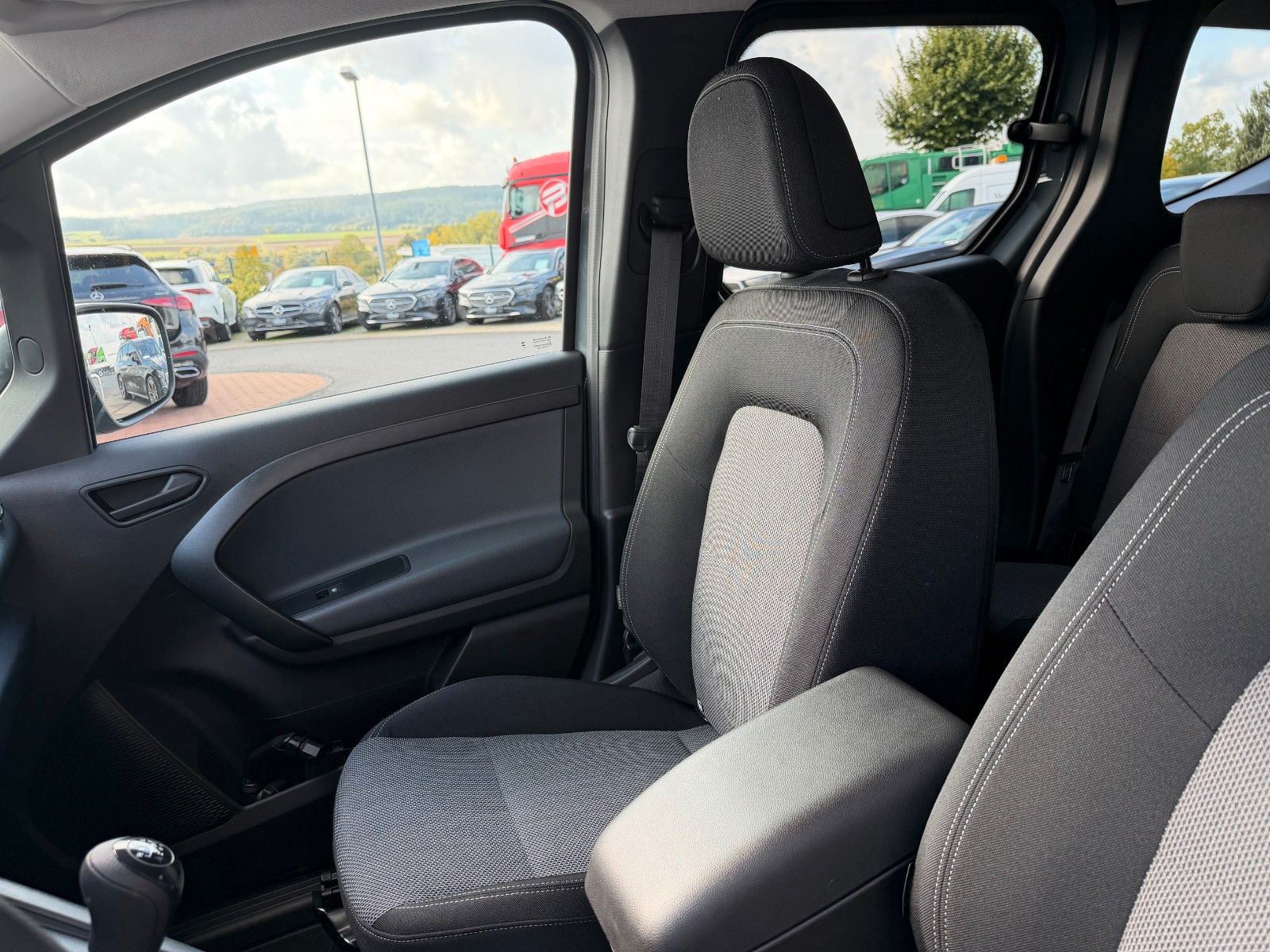Fahrzeugabbildung Mercedes-Benz Citan 112 CDI Tourer Pro Klimaautom Kamera Navi