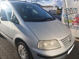 Volkswagen Sharan 2.0 Family Family - gebrauchte VW Sharan aus dem Jahr 2003