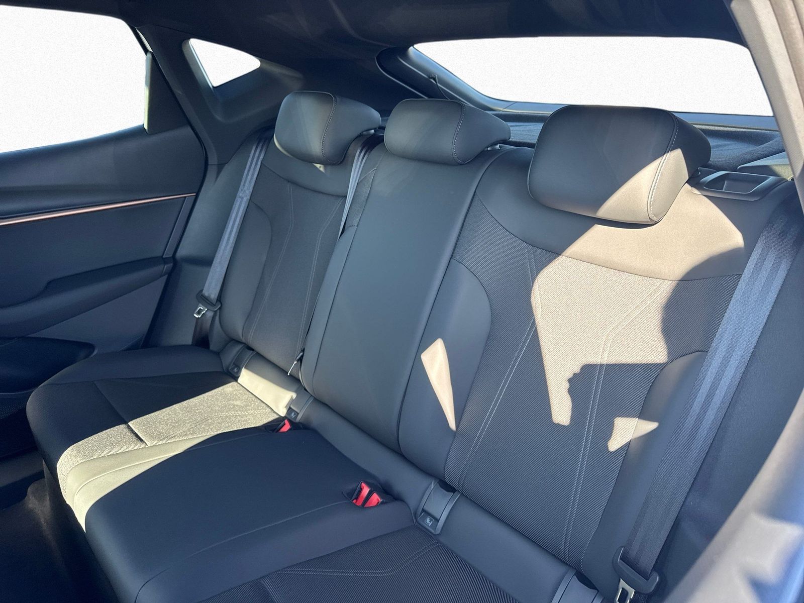 Cupra Tavascan - Bild 12