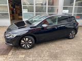 Volkswagen Golf VIII Lim. Move/Navi/ACC/1.5TSI/150PS - Volkswagen Golf: V Tsi