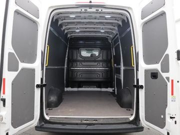 Volkswagen Crafter - 11