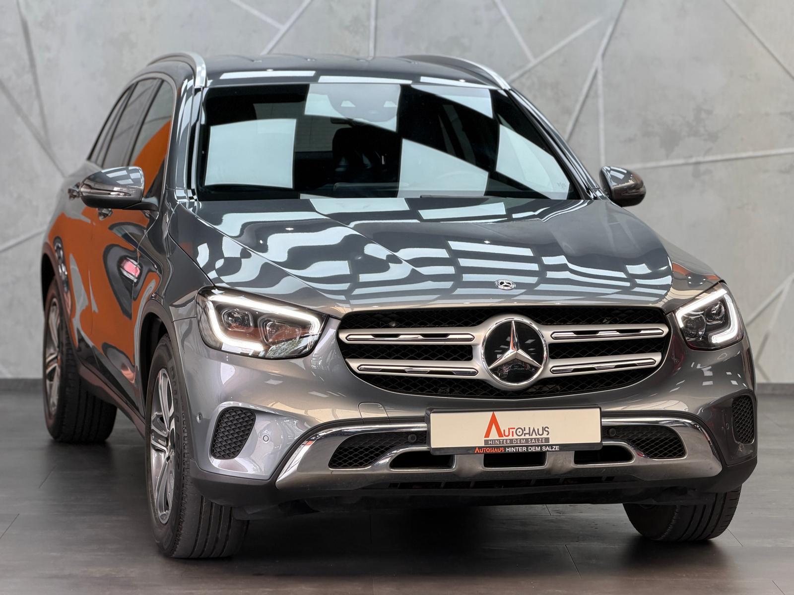 Mercedes-Benz GLC 220 d 4Matic|AHK|KAM|SHZG|TEMP|LM