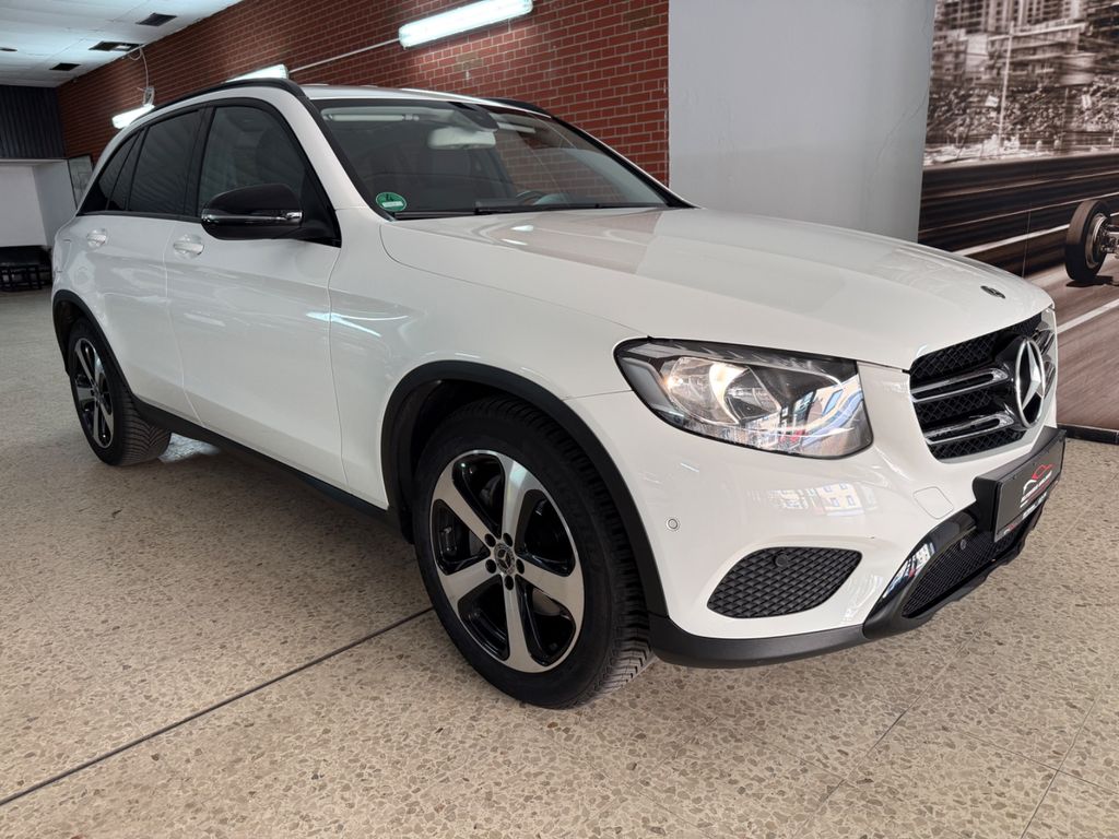 Image of Mercedes-Benz GLC 220
