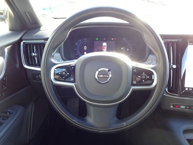 Volvo V90 Cross Country Pro B5 AWD ACC Google Standhz foto 14
