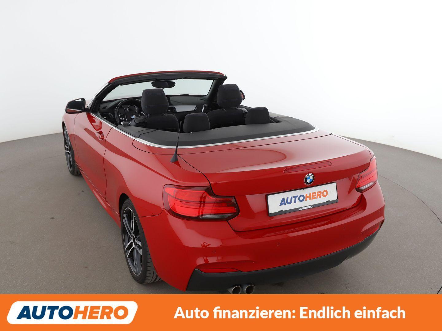 BMW 220i M Sport Aut.*NAVI*LED*PDC*TEMPO*SHZ*ALU*
