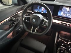 Fahrzeugabbildung BMW 520i Touring M Sport --DrivingProf/Autobahn/20LM