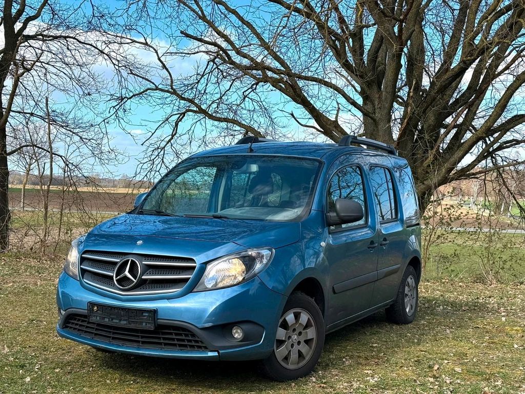 Image of Mercedes-Benz eCitan