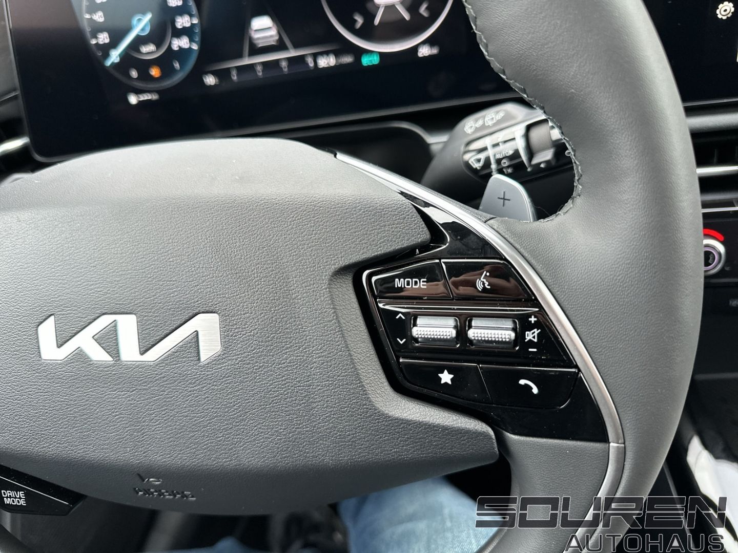 Fahrzeugabbildung Kia Niro 1.6 GDI HEV Spirit AHK +Technik-Paket +18-Z