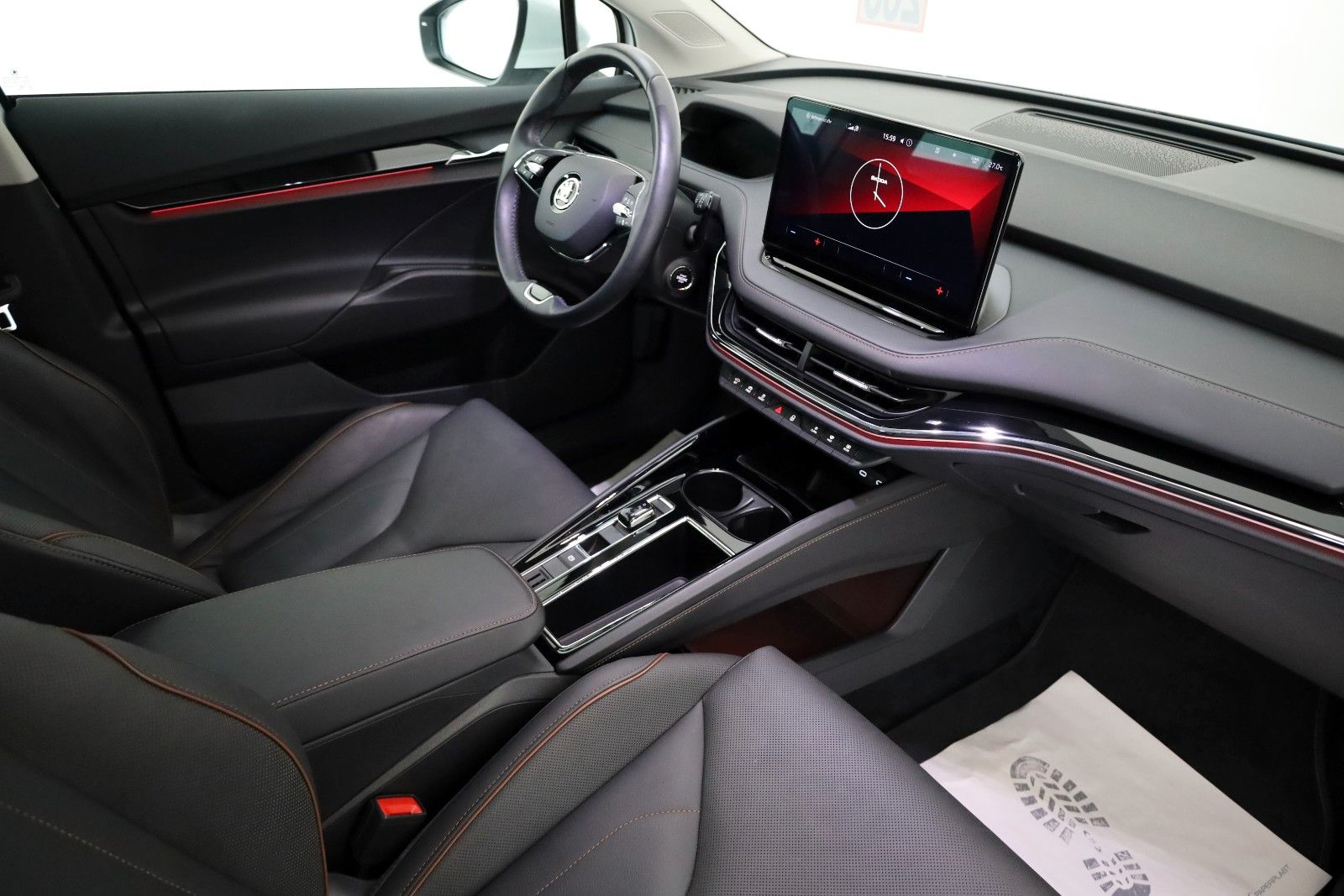Fahrzeugabbildung SKODA Enyaq 80 x Suite,Leder,Kamera,Wärmepumpe,ACC