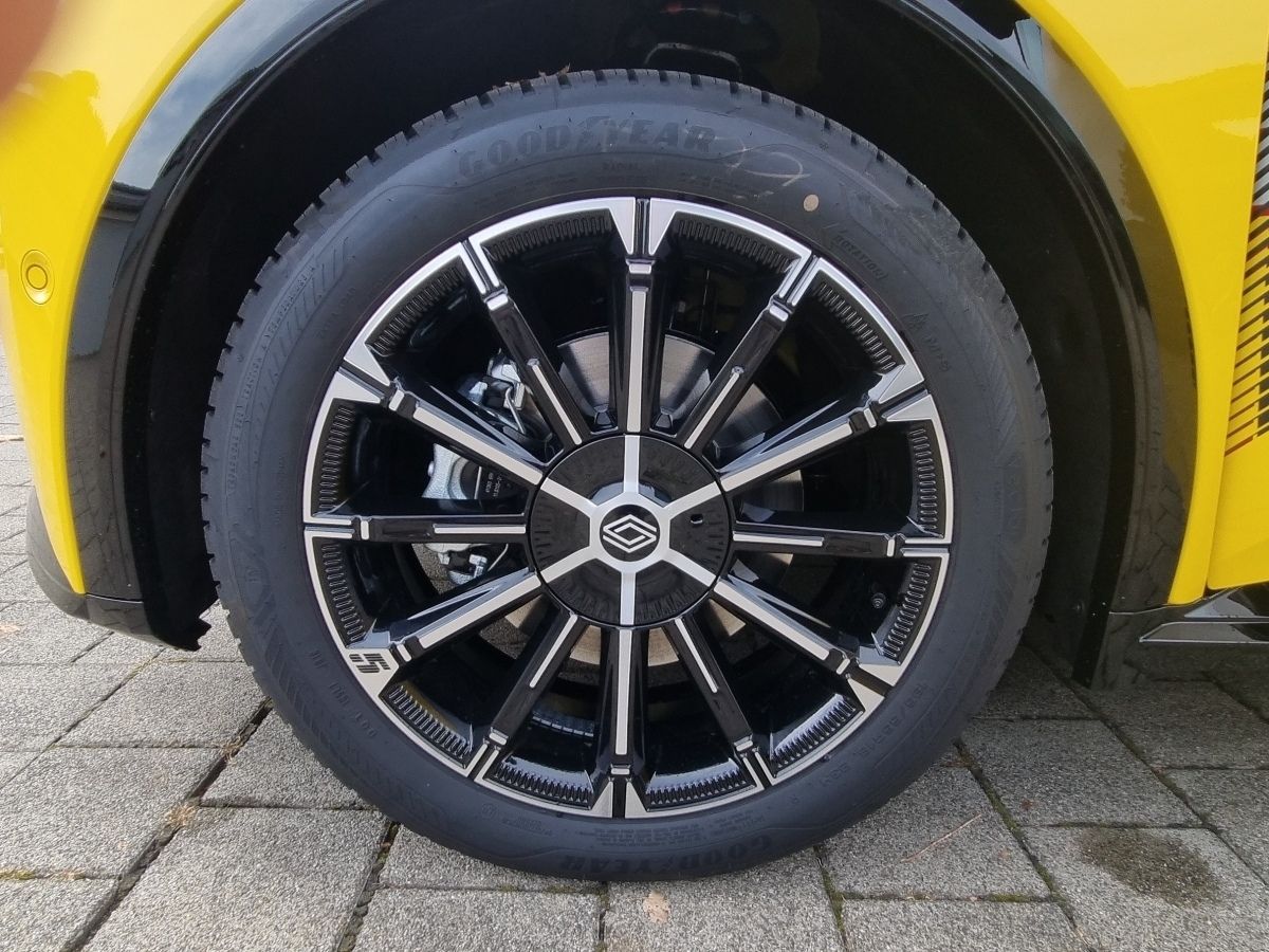 Fahrzeugabbildung Renault R 5 E-Tech elektrisch Iconic 150 Comfort Range