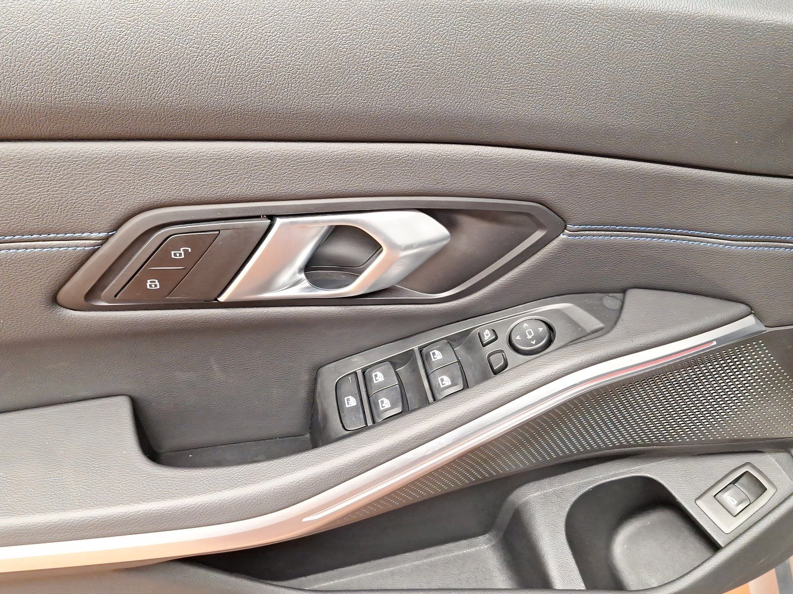 BMW 318 - Bild 16