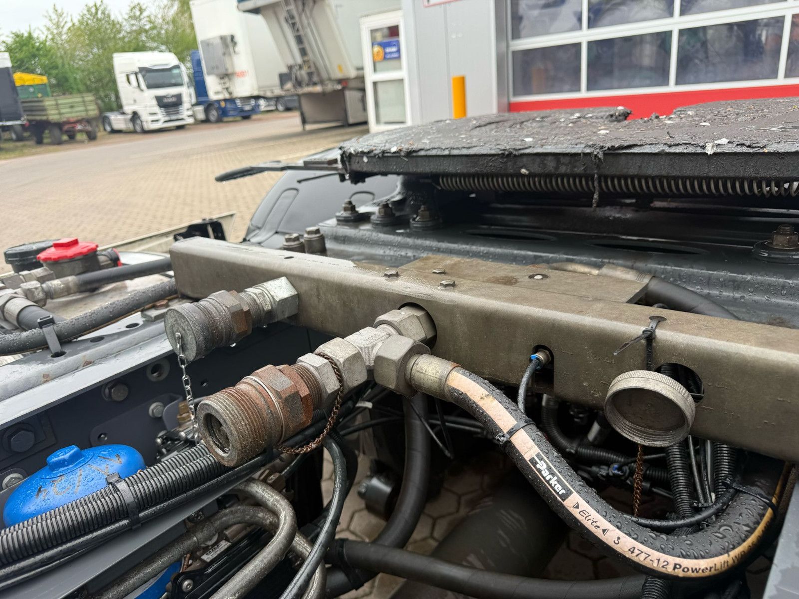 Fahrzeugabbildung DAF XF 530 FT mit Hydraulik sehr gepflegt