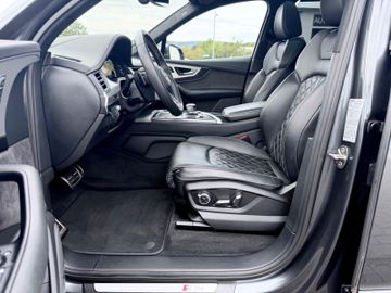 Audi Q7 - 9