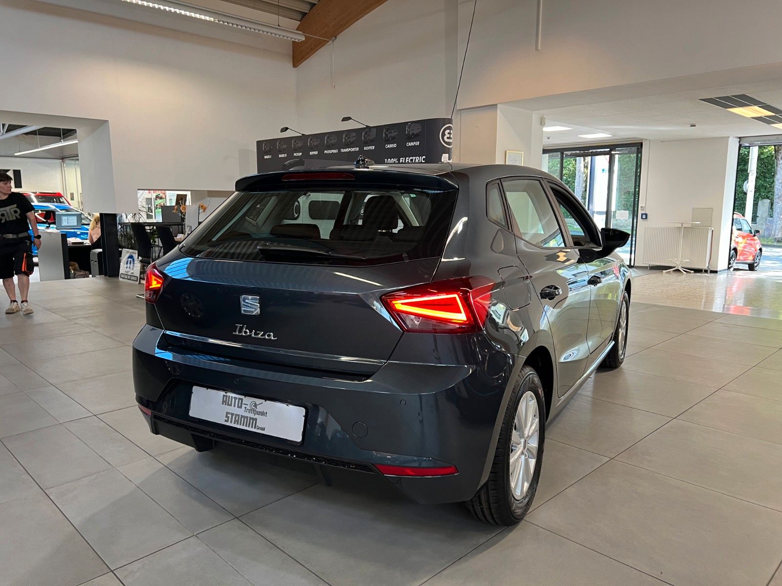 Fahrzeugabbildung SEAT Ibiza 1.0 TSI Style