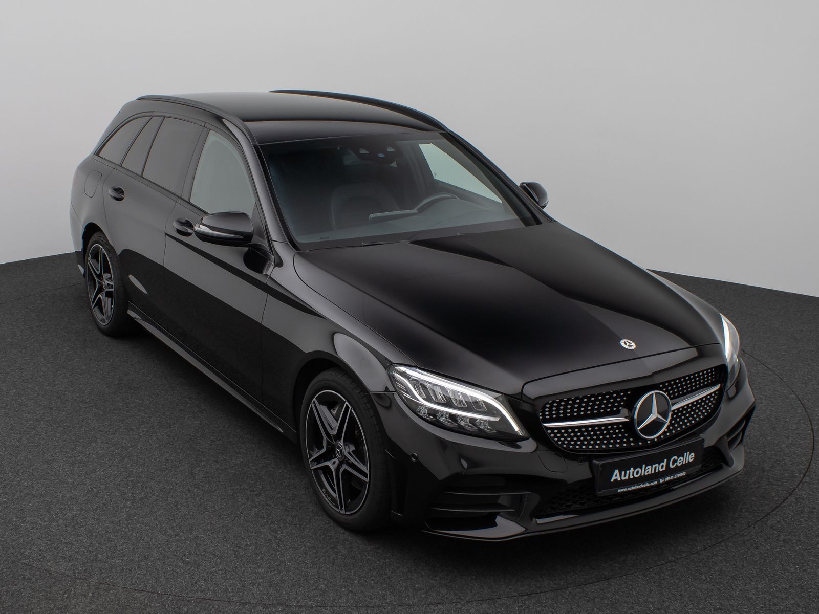 Fahrzeugabbildung Mercedes-Benz C 300d AMG Line 4Matic Kamera Burmester DAB