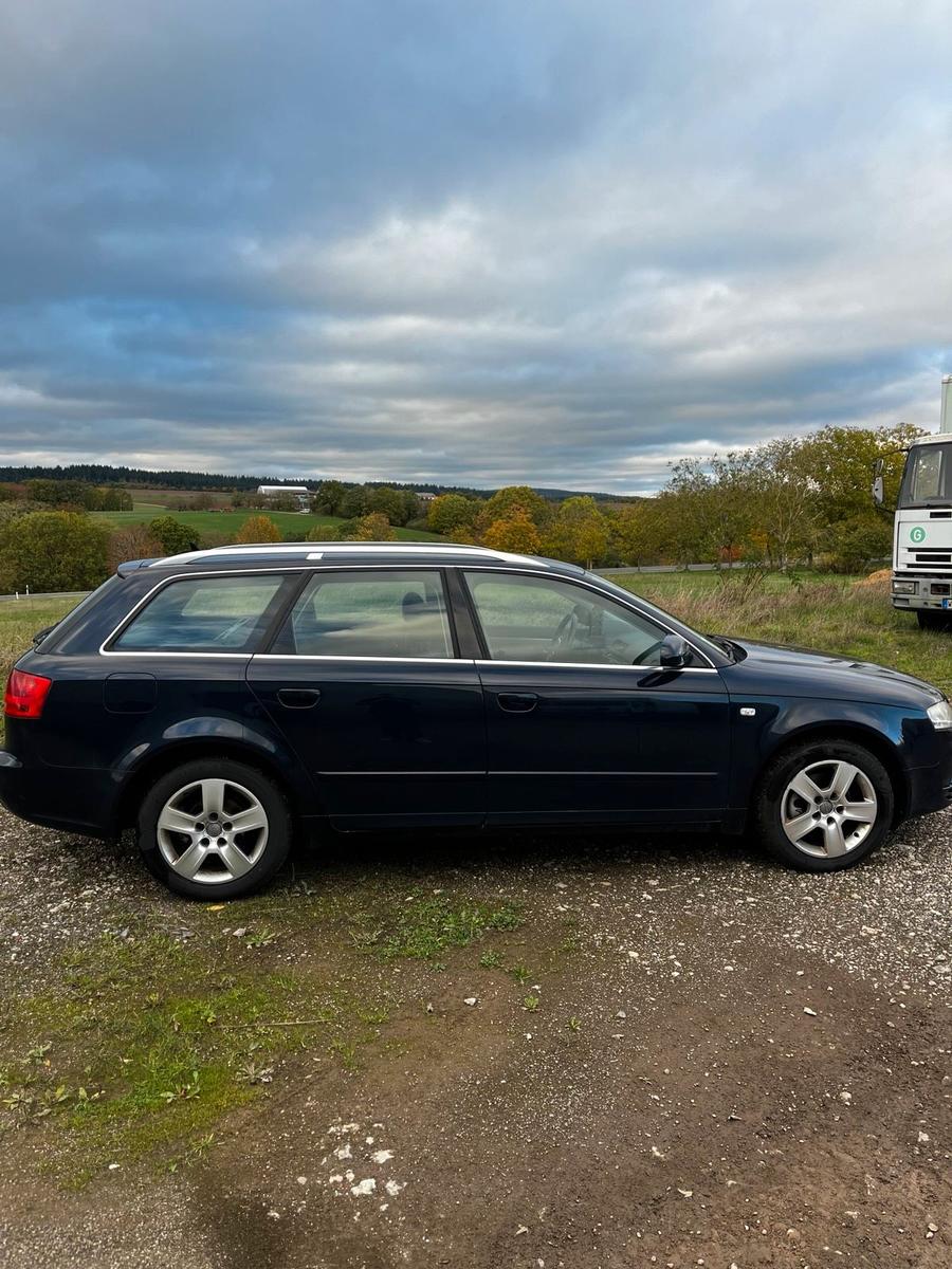 Audi A4 2005 — photo 8