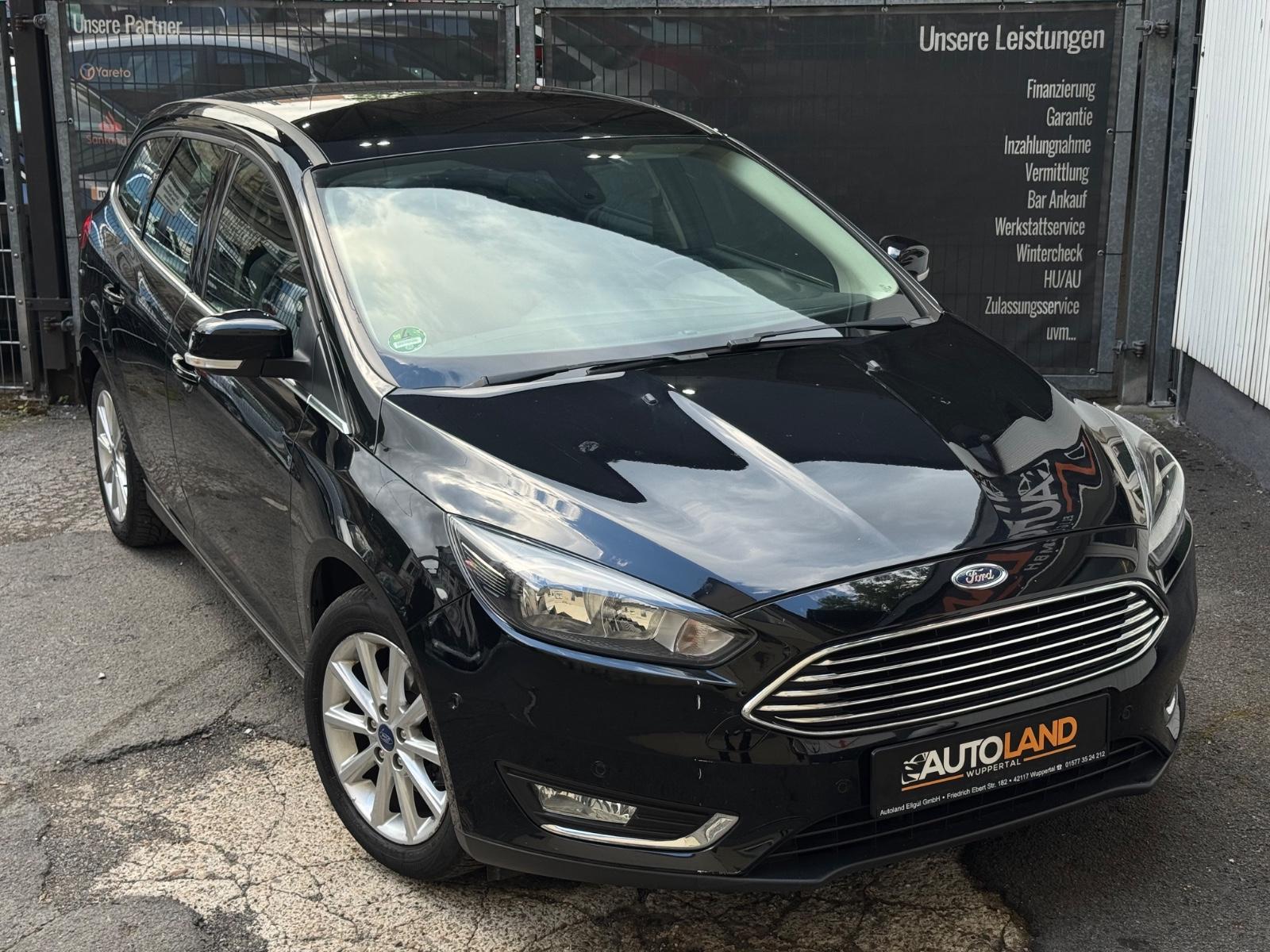 Ford Focus Turnier Titanium*AUTOM*NAVI*PDC*TEMPO*SZHG
