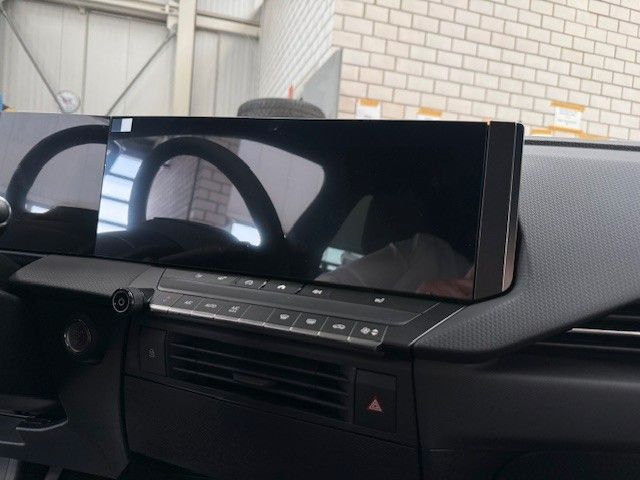Fahrzeugabbildung Opel Astra Edition 1.2l 130PS Navi/Kamera!