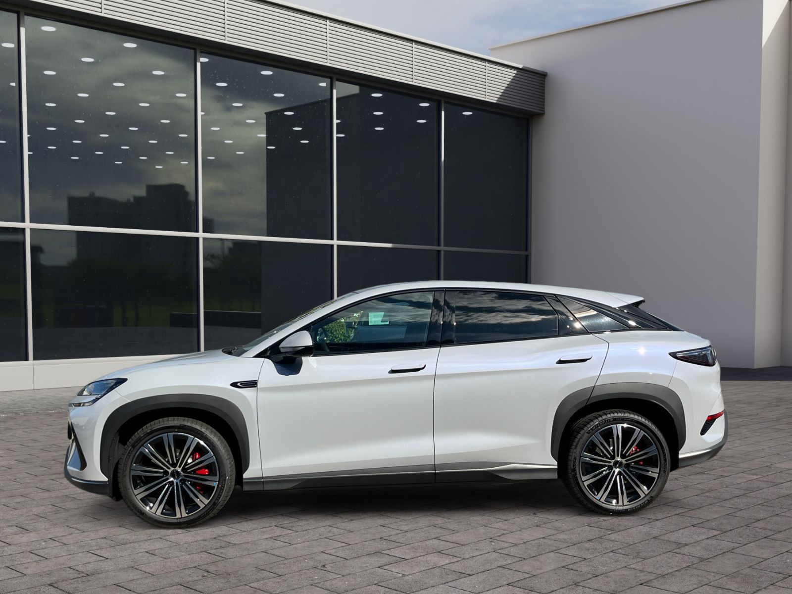 BYD SEALION 7