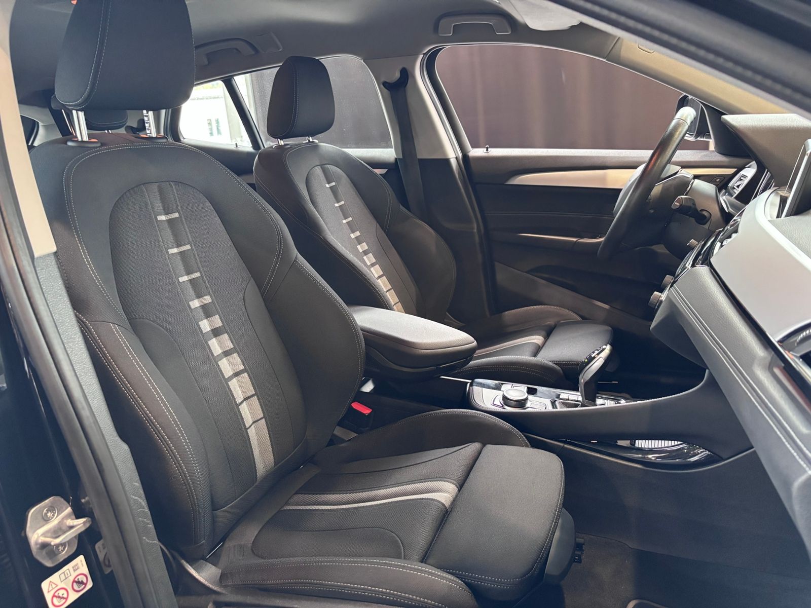 Fahrzeugabbildung BMW X2 xDrive 20 d Advantage AHK LED NAVI ALU