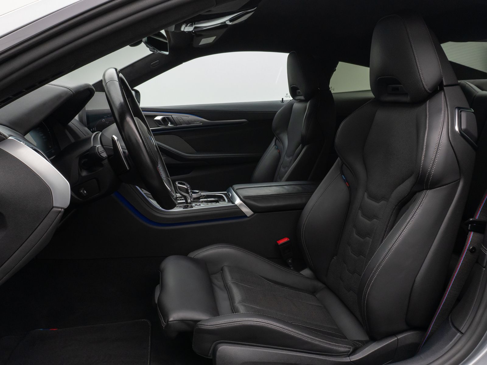 Fahrzeugabbildung BMW M850i xD Coupé Laser 360° HUD DAB H/K SoftCose