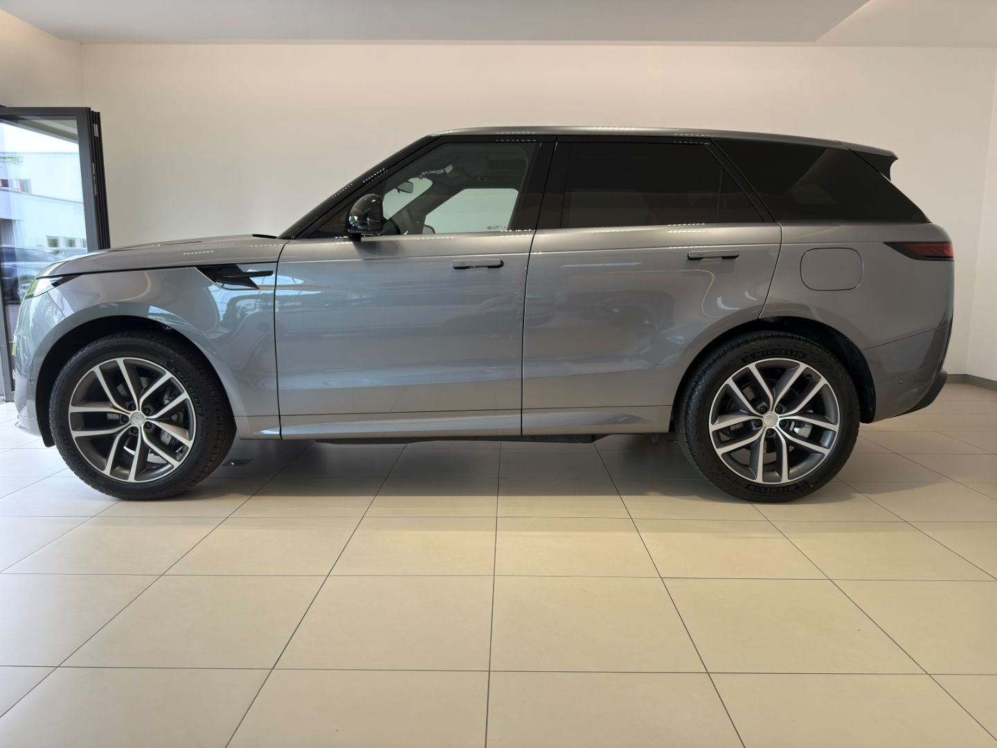 Land Rover Range Rover Sport - Bild 3