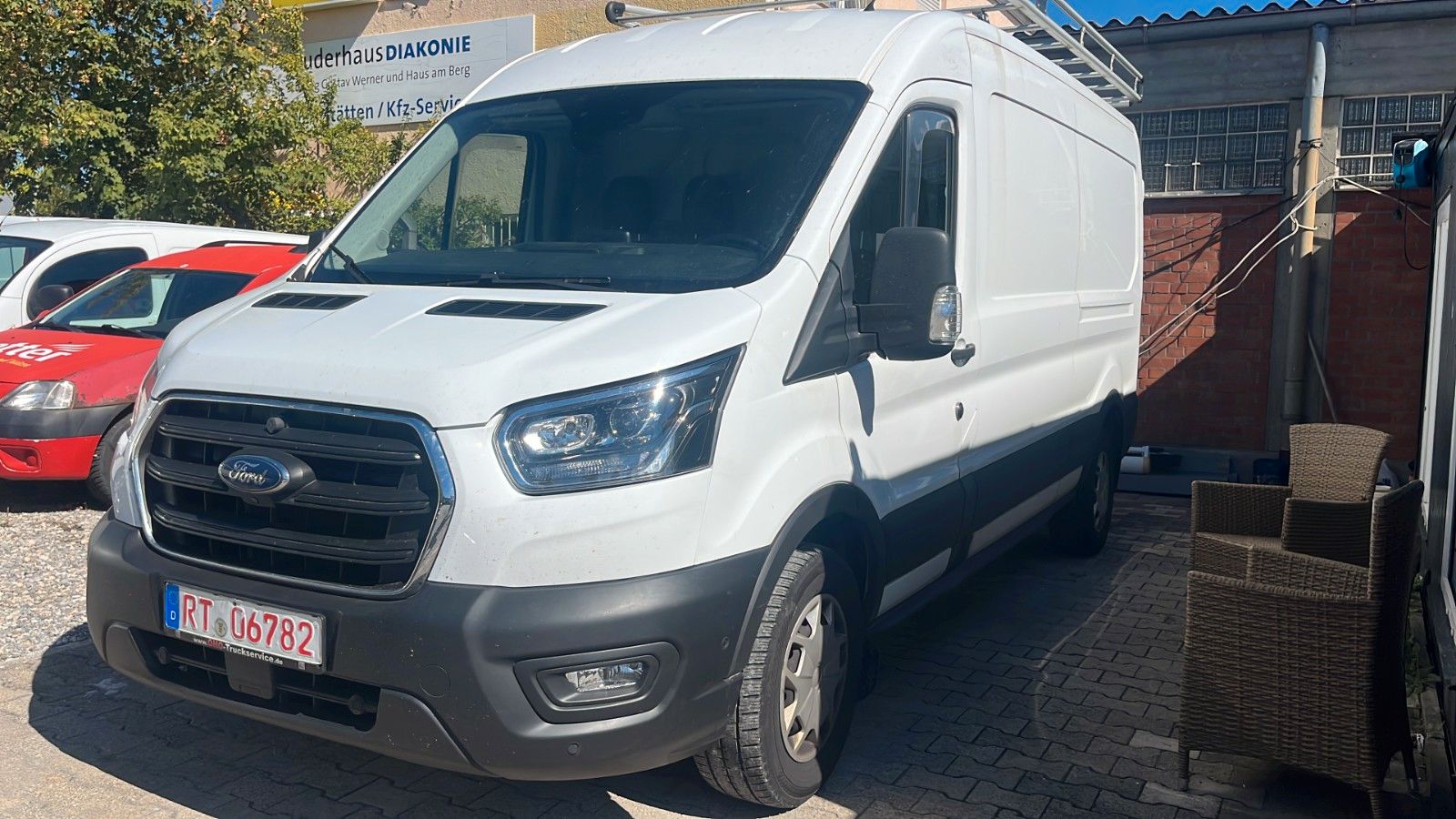 Ford Transit - 1
