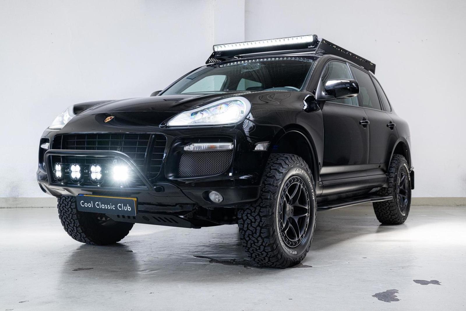 Porsche Cayenne Turbo - 957 Dakar Hommage - One of a Kin