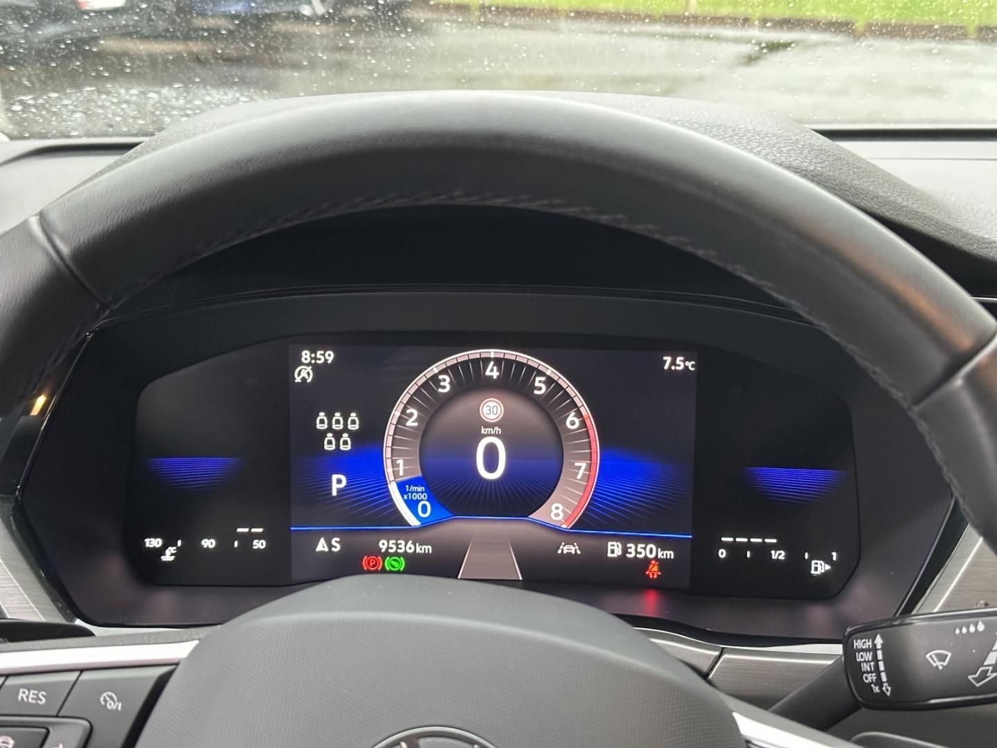 Fahrzeugabbildung Volkswagen Touran BMT 1.5 TSI Comfortline AHK,Navi,SHZ,ACC
