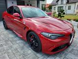 Alfa Romeo Giulia Quadrifoglio 2.9 V6 Bi-Turbo MG Motorspor - Alfa Romeo Giulia V6 Gebrauchtwagen