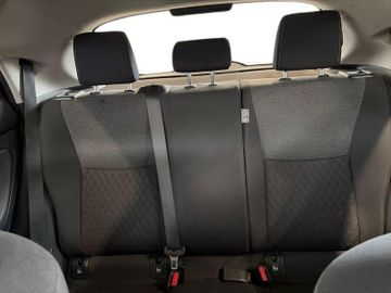 Toyota Yaris - 10