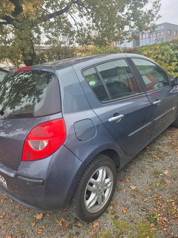 Renault clio 05.2006 Erstzulassung