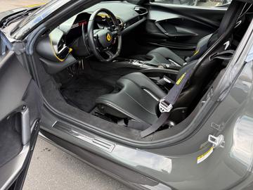 صورة 10 لـ 2022 Ferrari 296 GTB