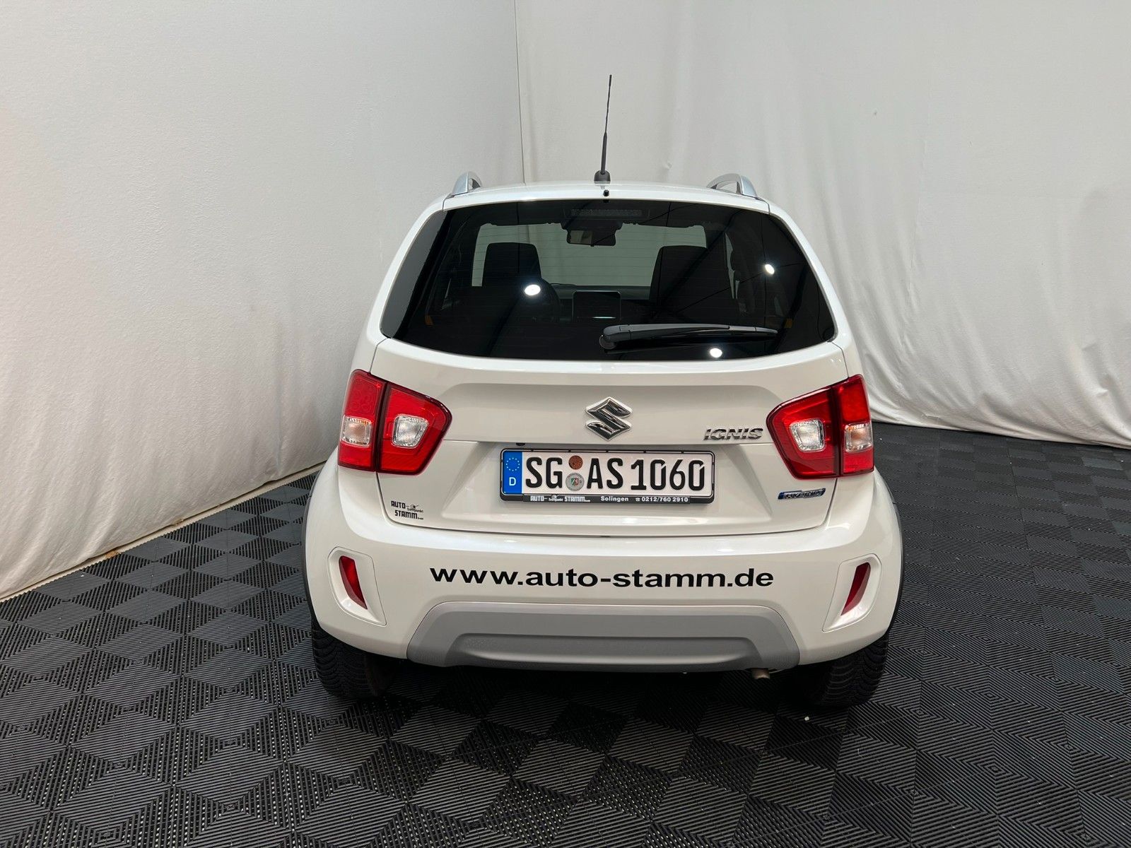 Fahrzeugabbildung Suzuki Ignis 1.2 DUALJET HYBRID Comfort