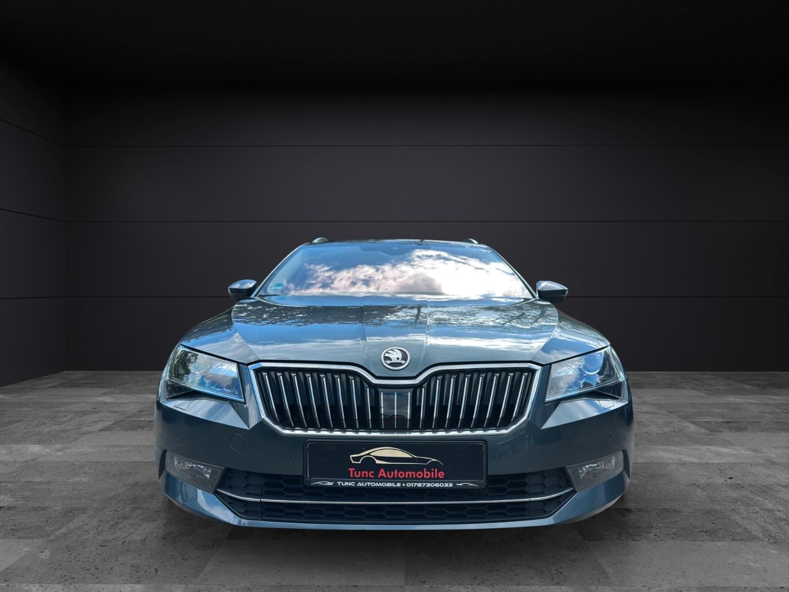 Skoda Superb Combi L&K XEN DSG KMRA LDR ACC NAVI AHK