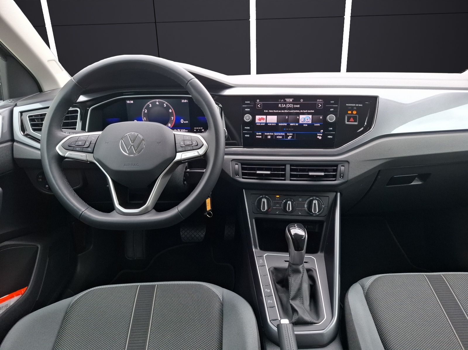 Fahrzeugabbildung Volkswagen Polo TSI Style DSG Matrix AID ACC Park-Assist SH