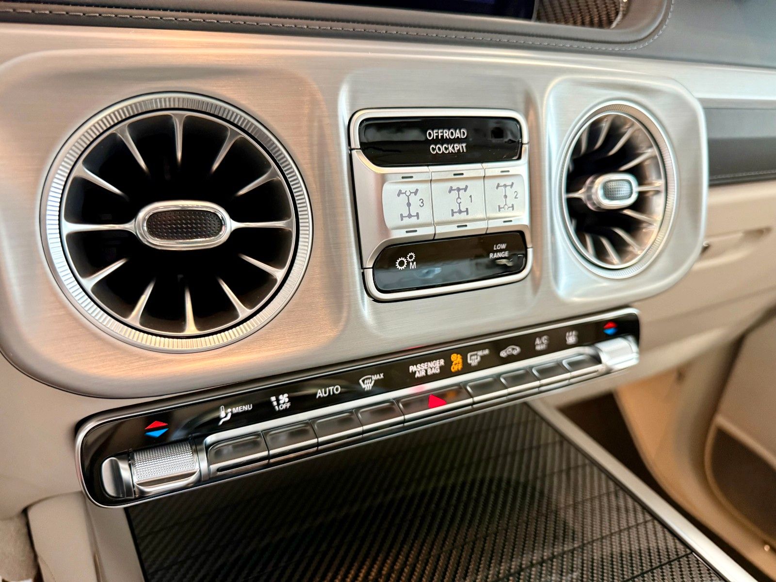 Fahrzeugabbildung Mercedes-Benz G 63 AMG Superior/A22/MY26/Performance/FOND