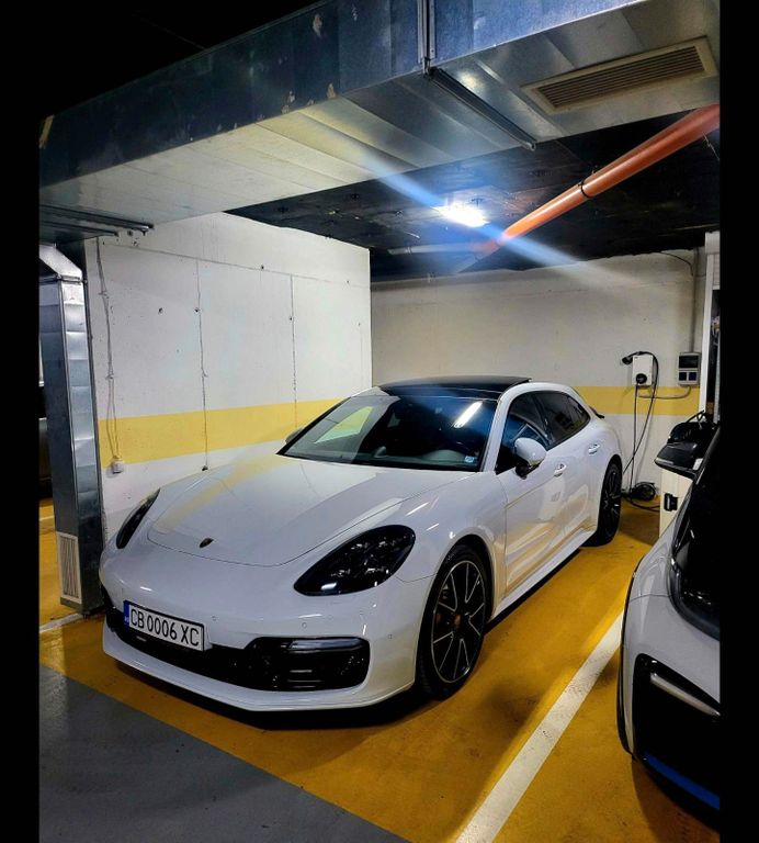 Image of Porsche Panamera