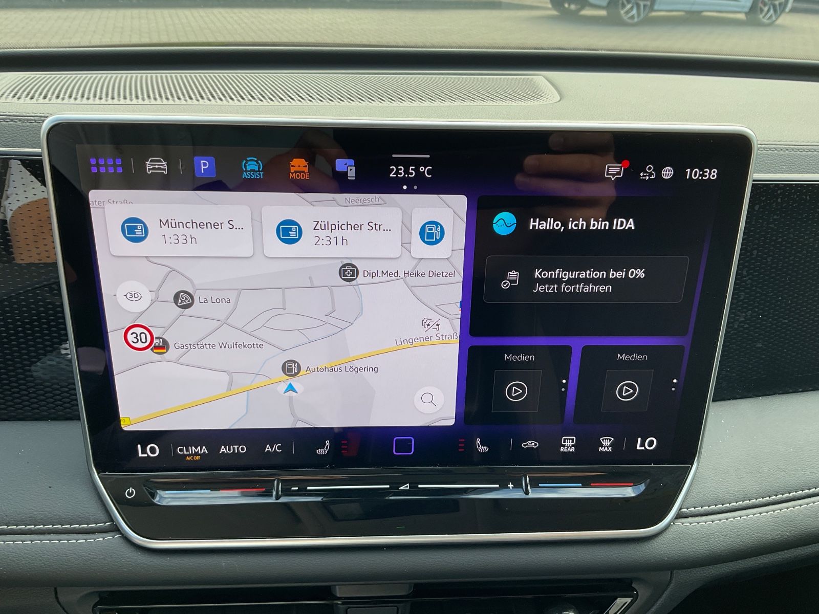 Fahrzeugabbildung Volkswagen Tiguan 2.0 TDI ENERGY,AHK,Navi,IQLight,Kamera