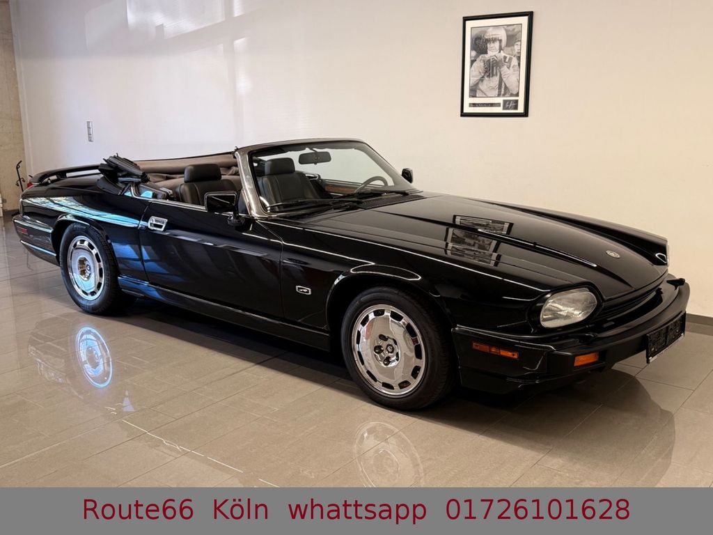 Jaguar XJR