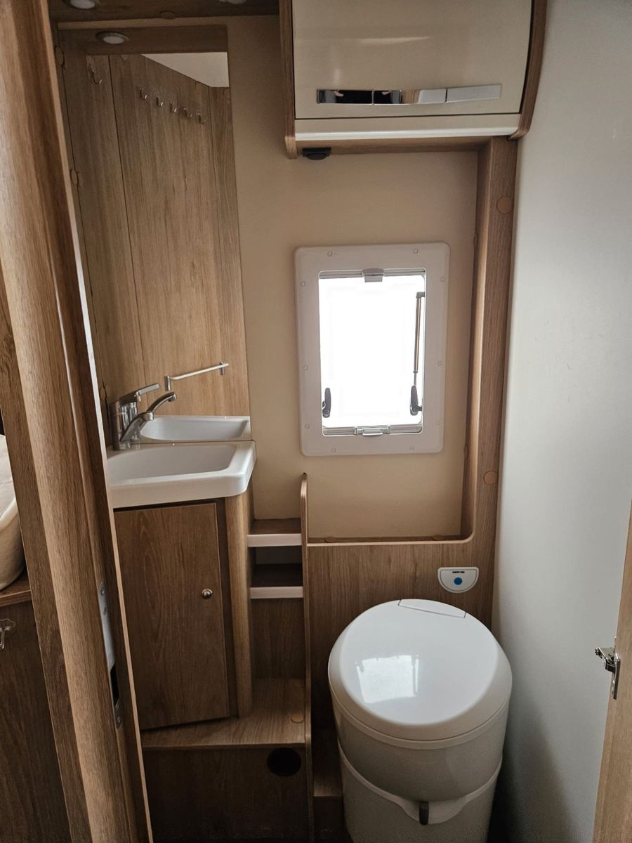 Fahrzeugabbildung Roller Team Kronos 287 TL