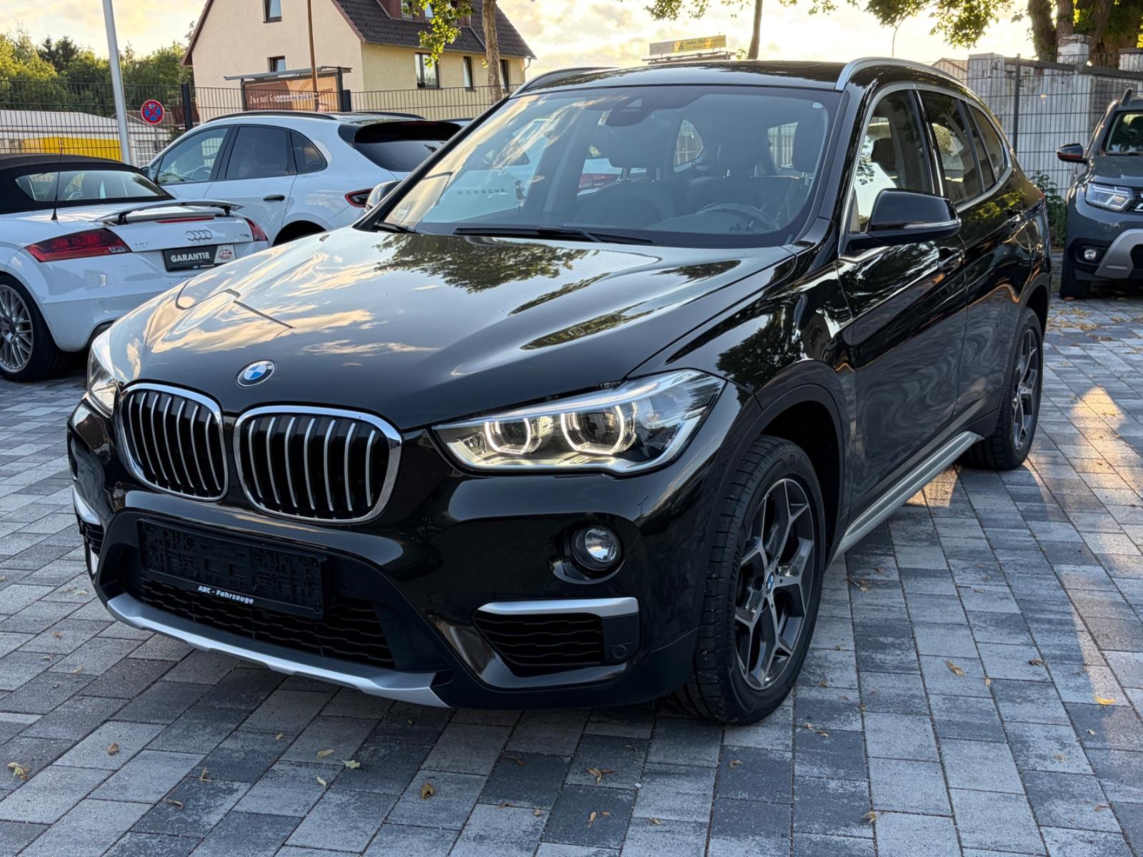 BMW X1 sDrive 18 i xLine 1.Hand /LED /Panorama / AHK
