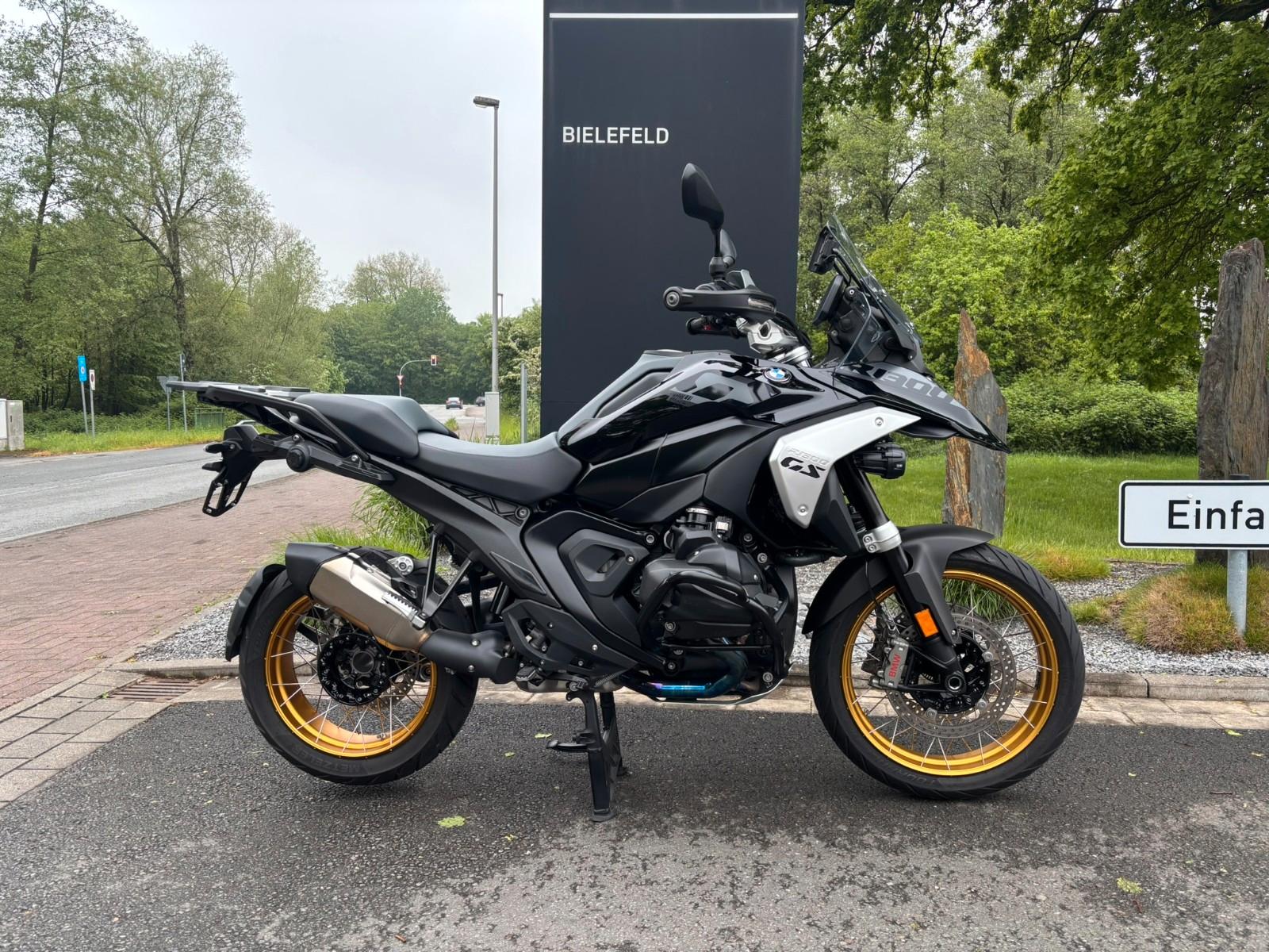 BMW R1300 GS Triple Black *1.Hand*4 Pakete*