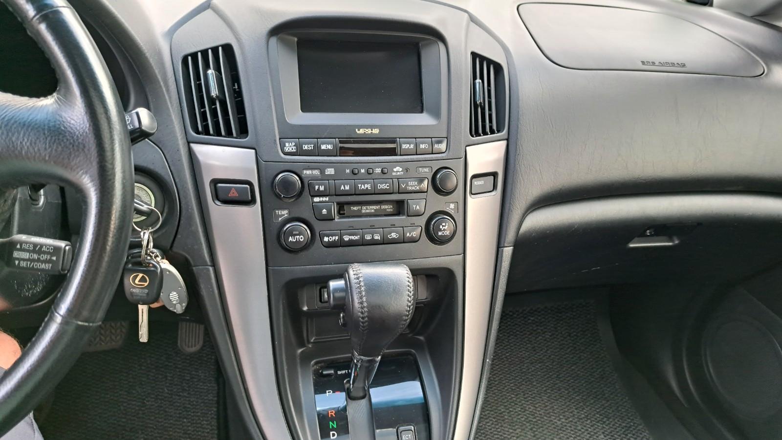 Lexus RX 300 3.0 201ch 4x4 - 1ère main - Carnet entretien - Navi -  57 000 KM