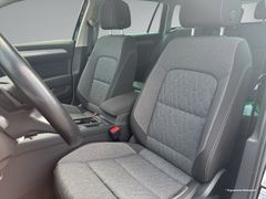 VW Passat Variant 1.5 TSI Business DSG LED Navi Ahk VW Passat Variant 1.5 TSI Business DSG LED Navi Ahk