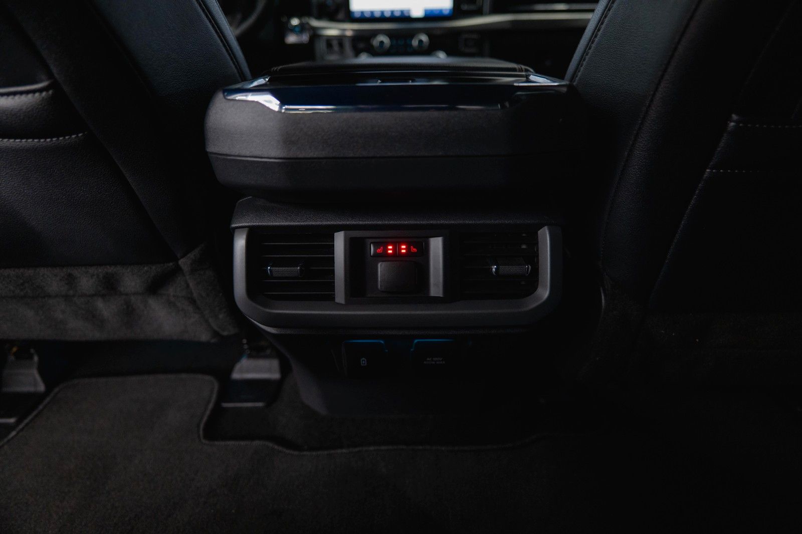Fahrzeugabbildung Ford F150 5.0 V8 4x4 LARIAT RAPTOR SupCrew *360*B&O*