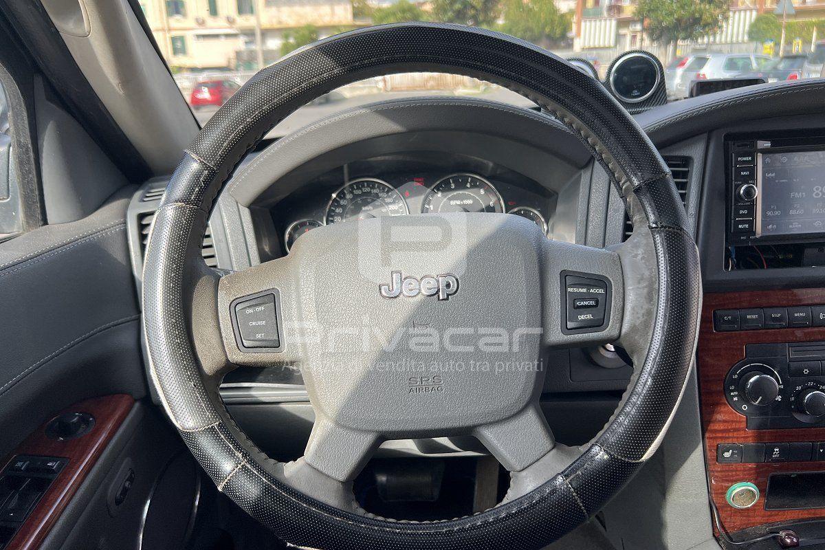 Jeep Grand Cherokee 2005 — photo 12