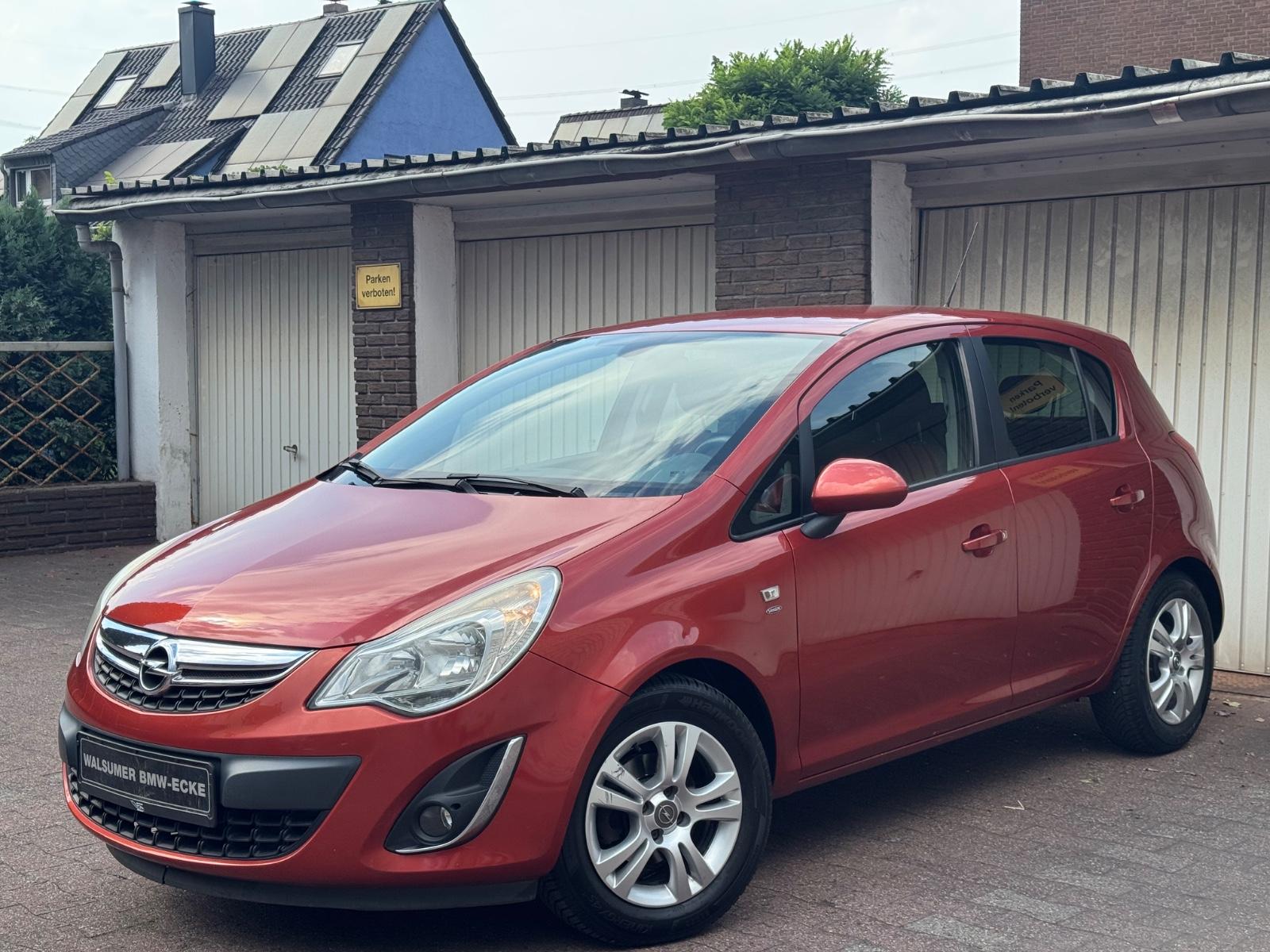 Opel Corsa D Satellite KLIMA SHZ LENKRADHZ ALU PDC