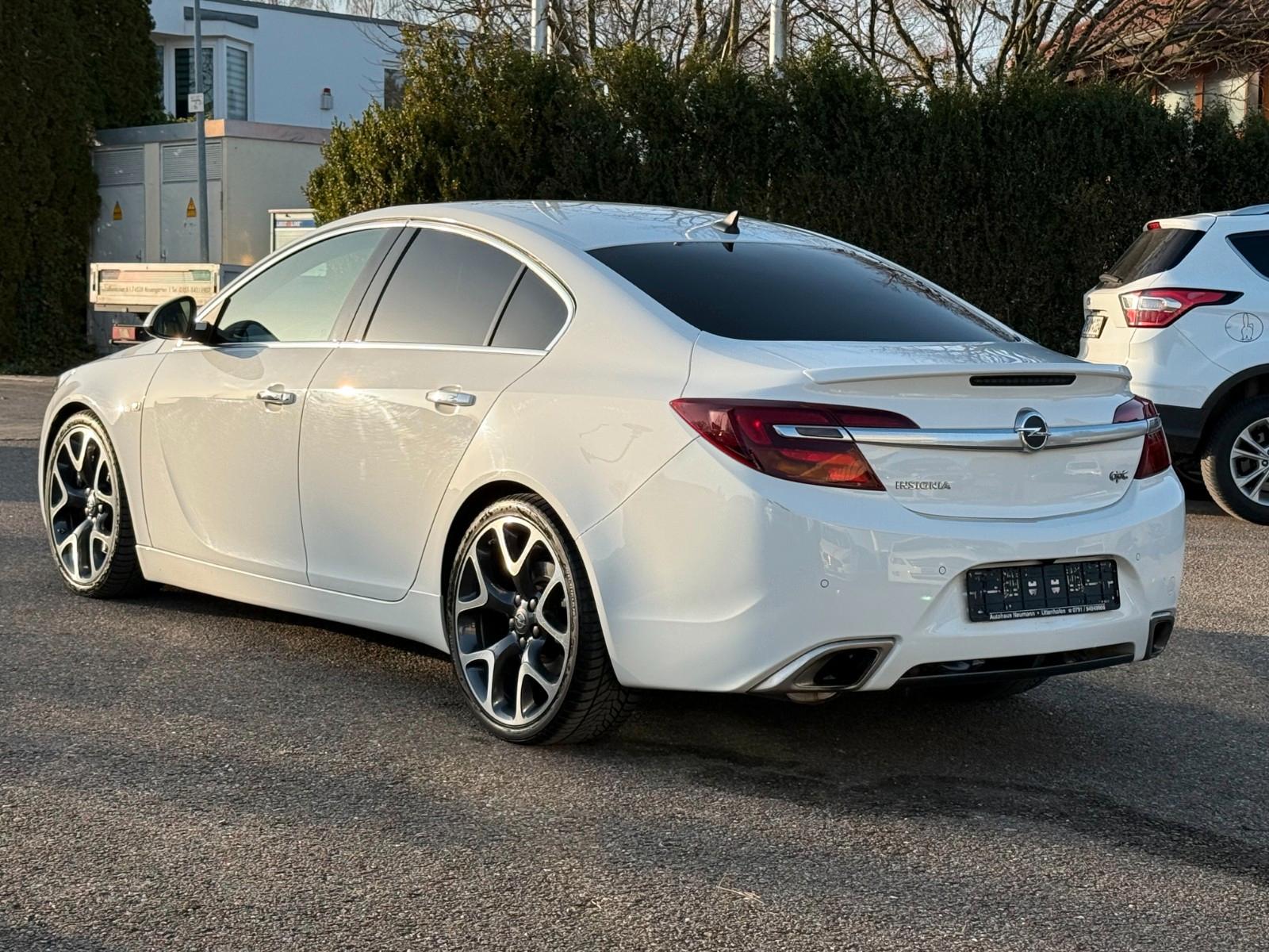 Opel Insignia OPC 2.8 V6 Turbo | 325 ch | BVM | Sièges Recaro cuir | GPS | Caméra de recul | Xénon | Volant chauffant